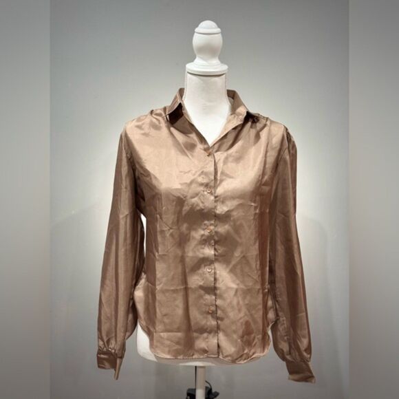 CLEARANCE! Tan Vintage Collared Blouse Size 11/12 EUC - Picture 1 of 3